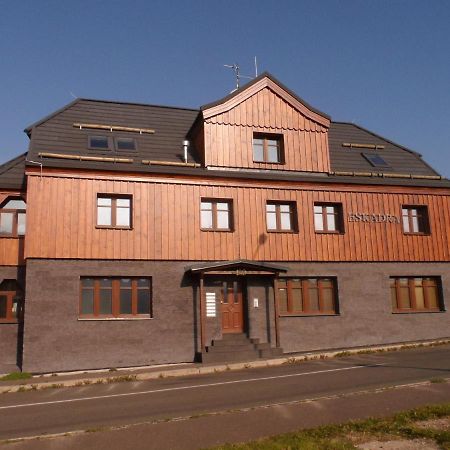 Apartman Eskadra 02 Horna Mała Upa Zewnętrze zdjęcie